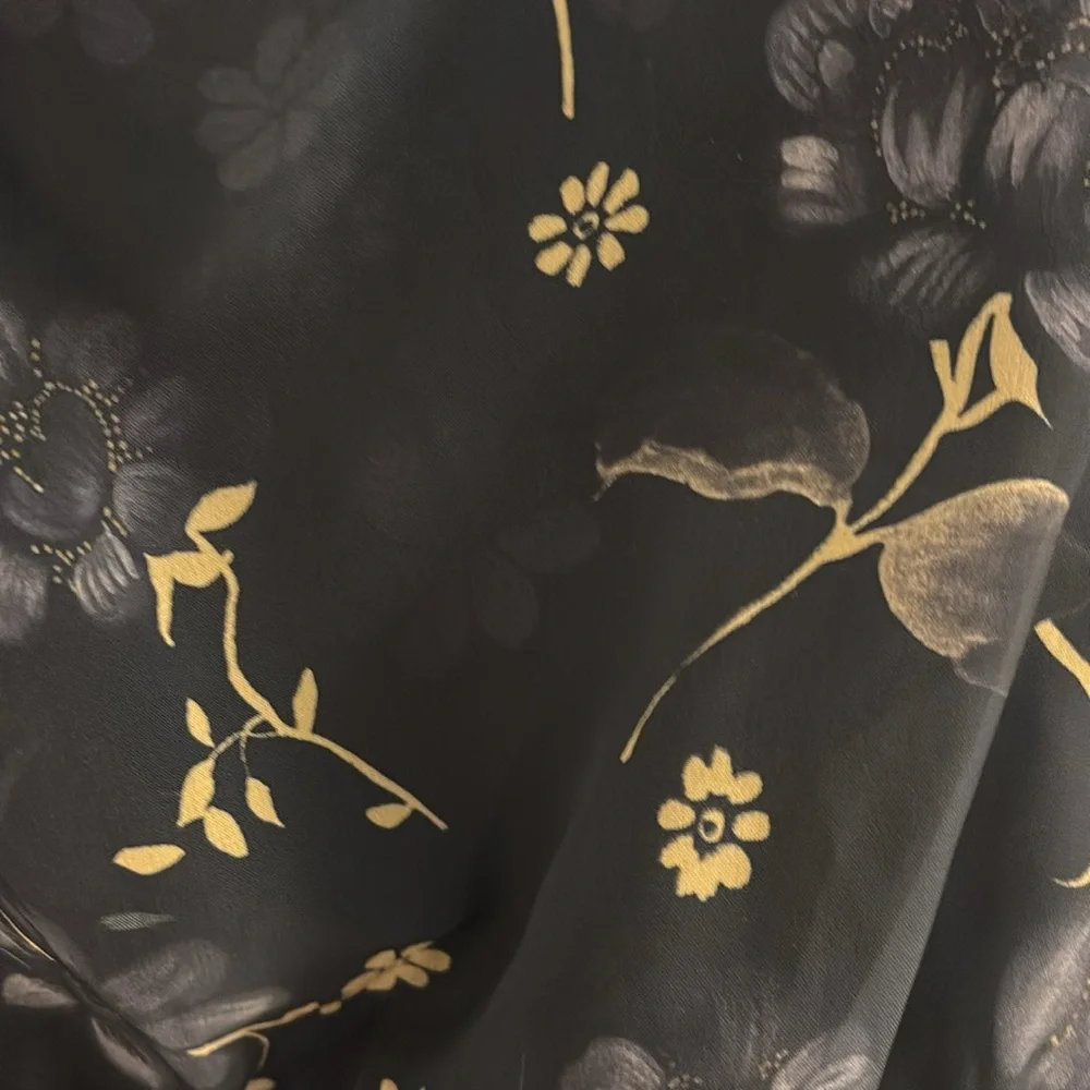 Empire waist floral maxi dress - Picture 2 of 5